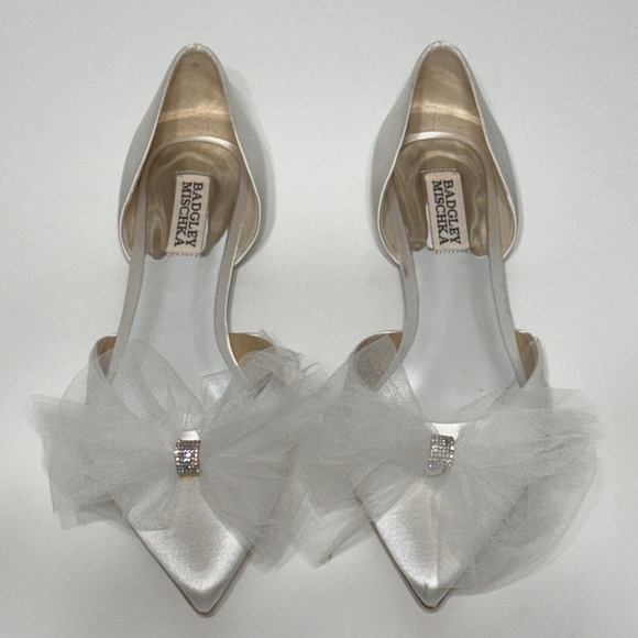 Badgley Mischka Shoes - Badgley Mischka Fergie Tulle Pointed Toe Flats in Soft White Satin